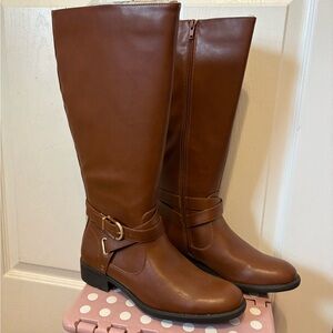 Bass Chestnut Heeled Boots